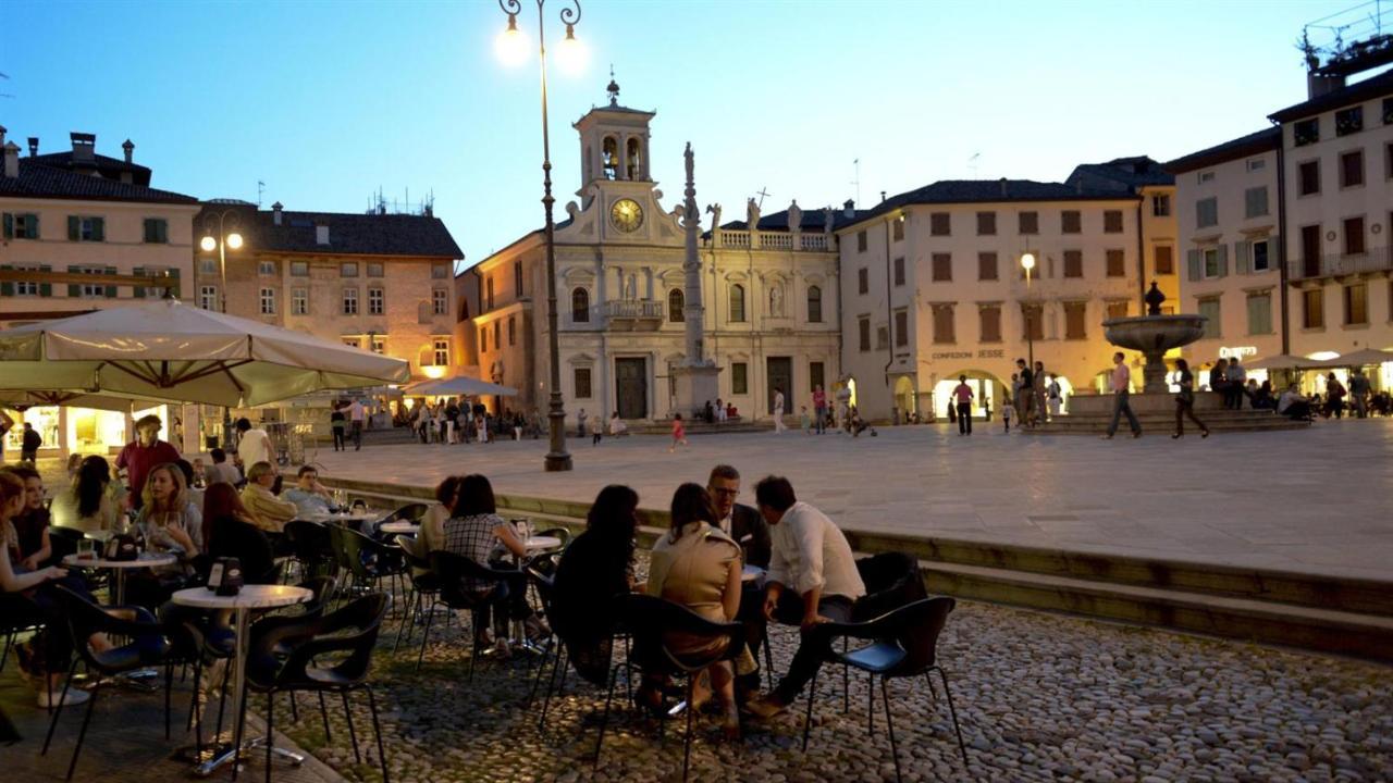 Incantevole Vista Dalle Mura Del Castello. Gradisca dʼIsonzo Exterior foto